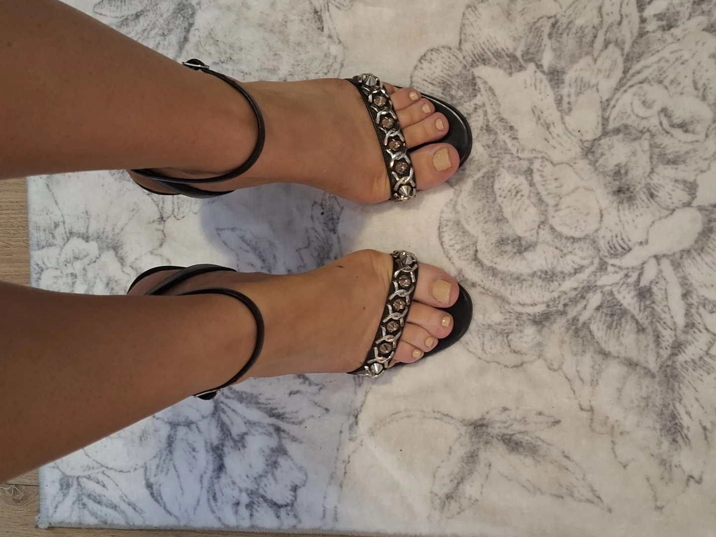 Christian Louboutins Heels - photo 5