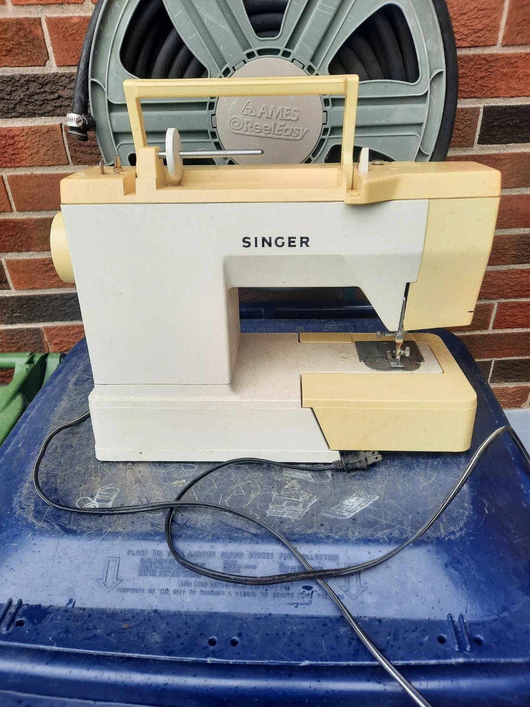Sewing machines - photo 4