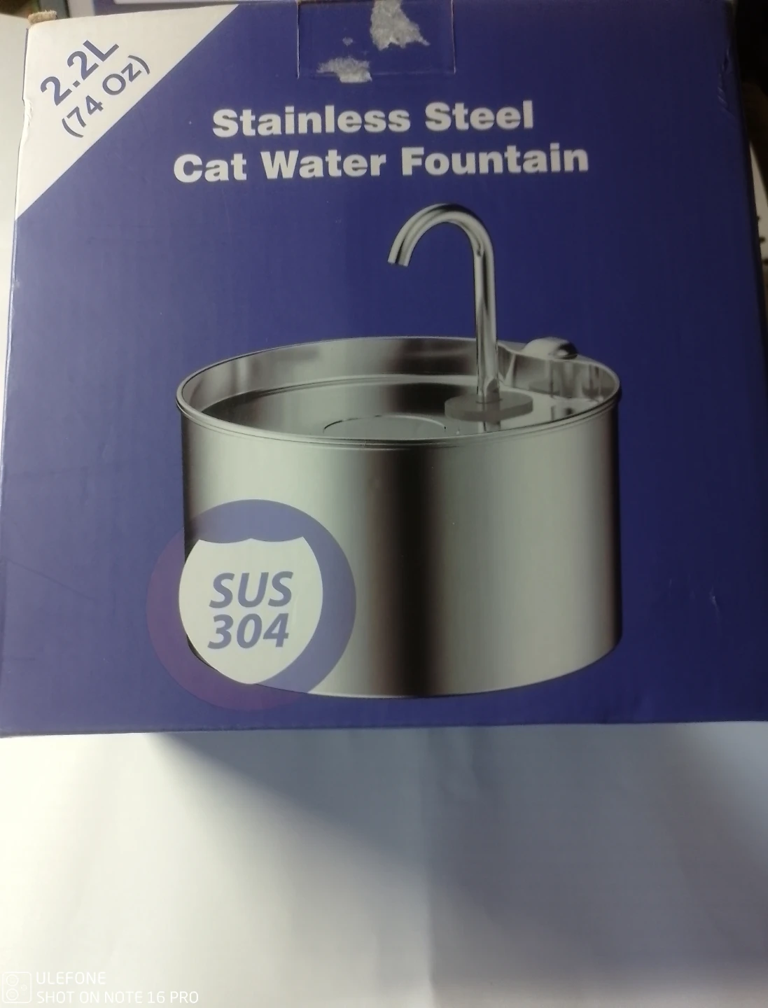 Cat water fountain