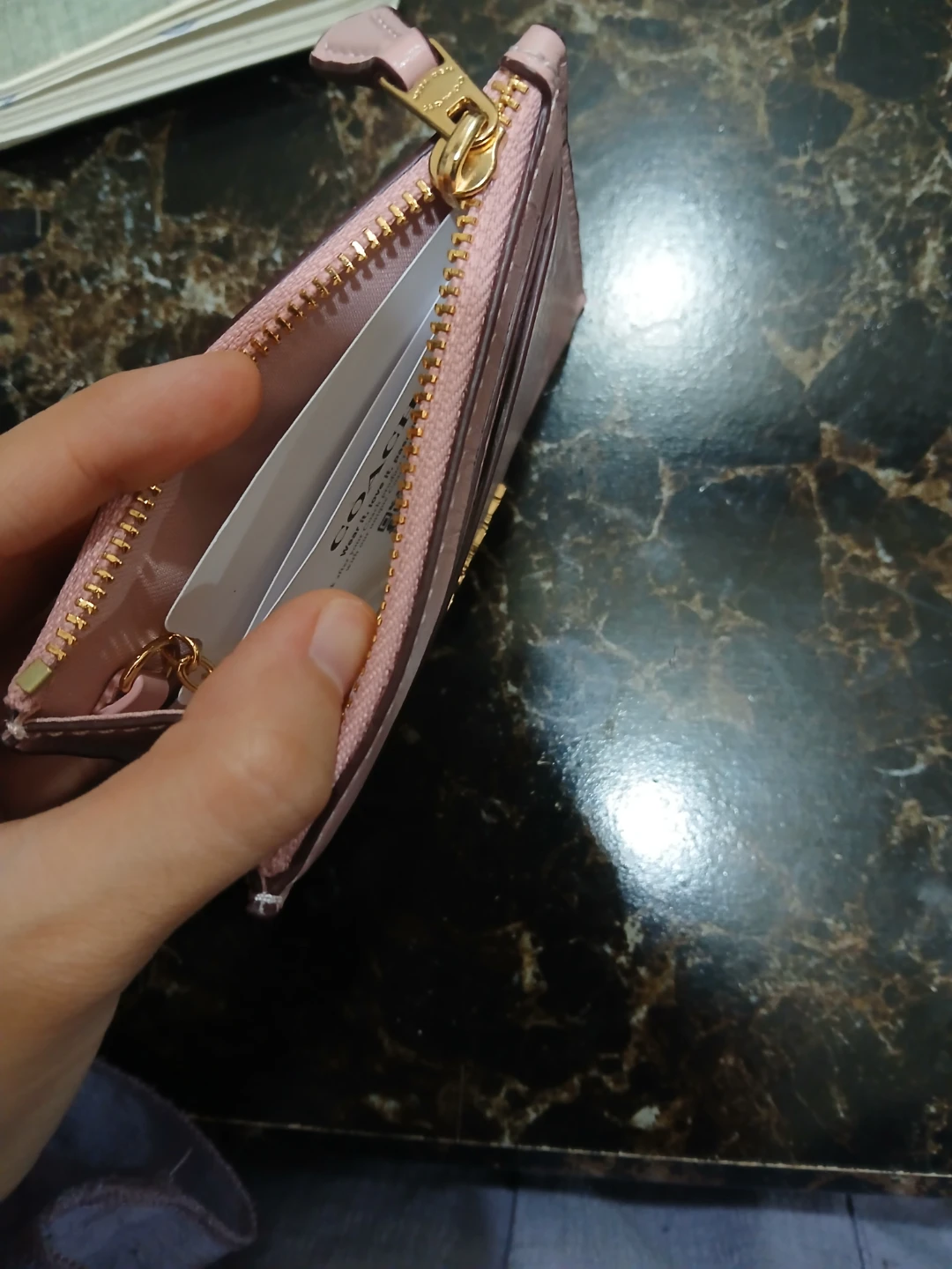 Coach Pink Leather Card Holder - photo 4