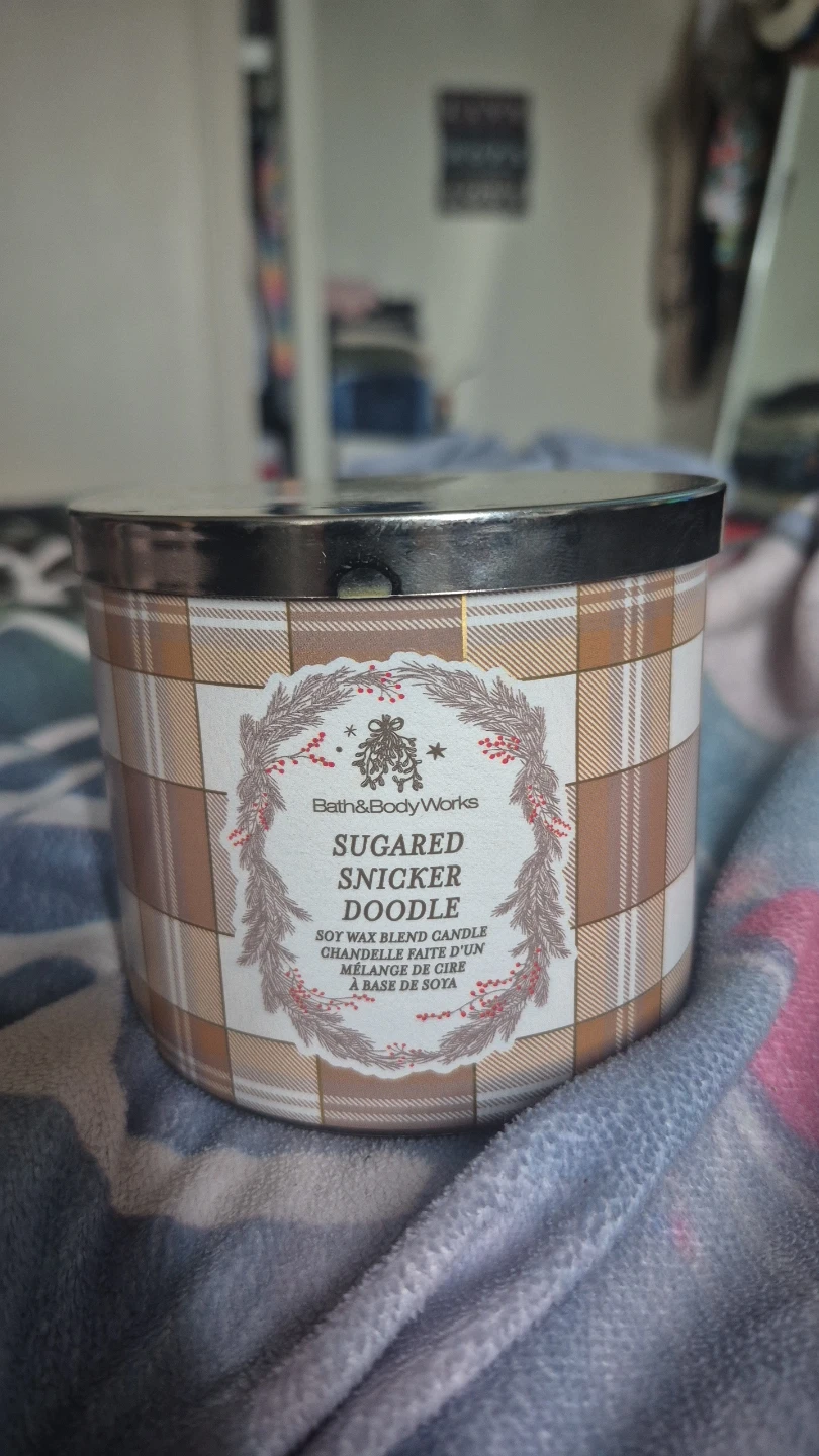 Bath & Body Works Sugared Snickerdoodle 3-Wick Candle