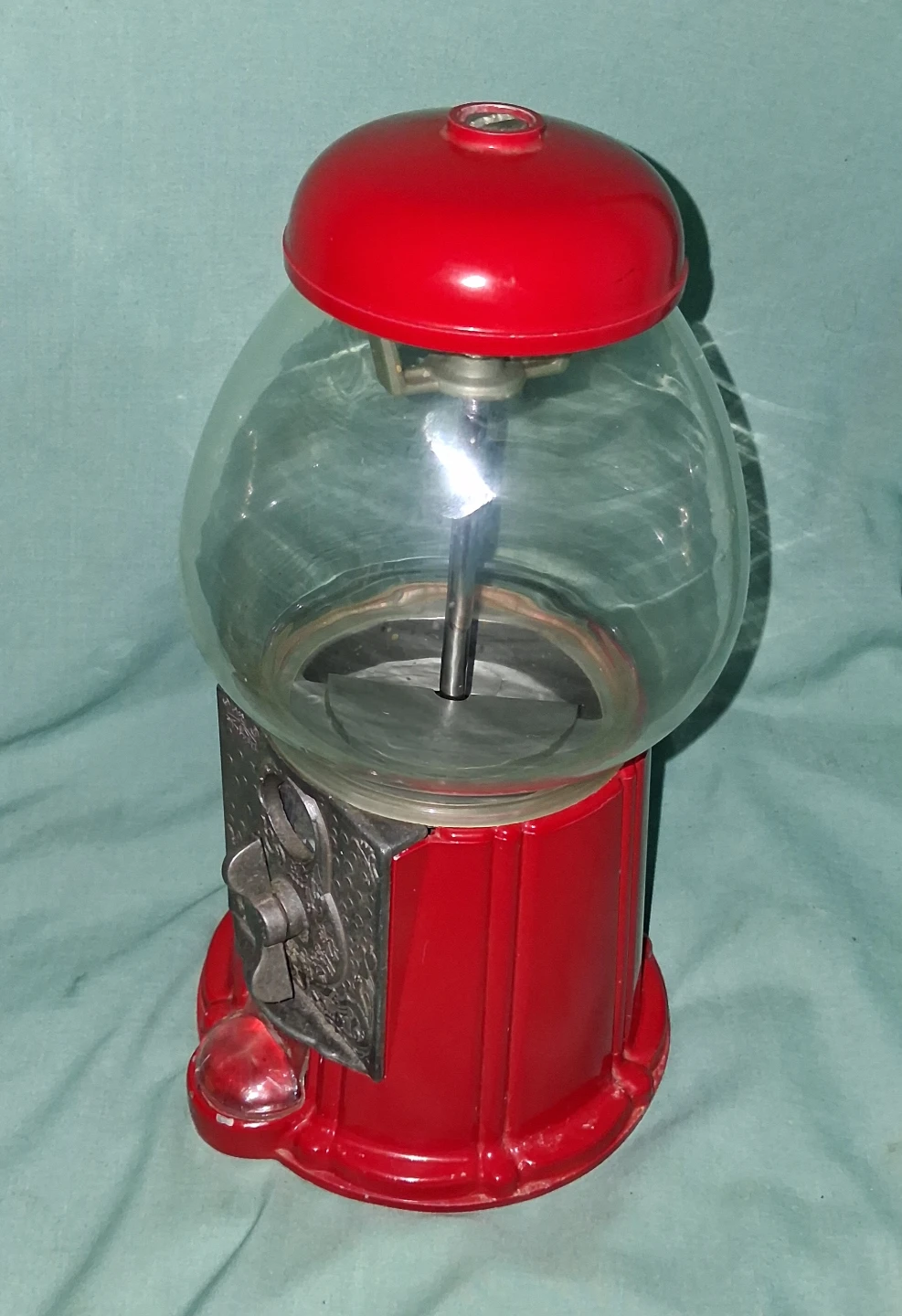 Vintage Look Red Carousel Gumball Machine Takes Quarters - photo 2