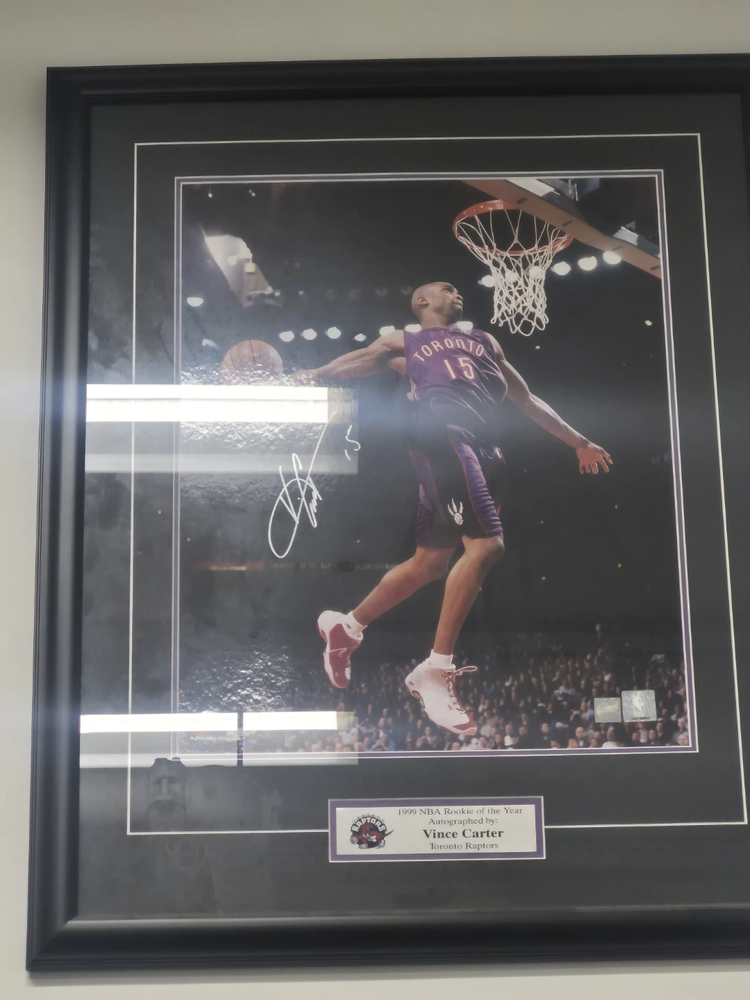 Vince Carter Autographed 1999 NBA Rookie of the Year Photo