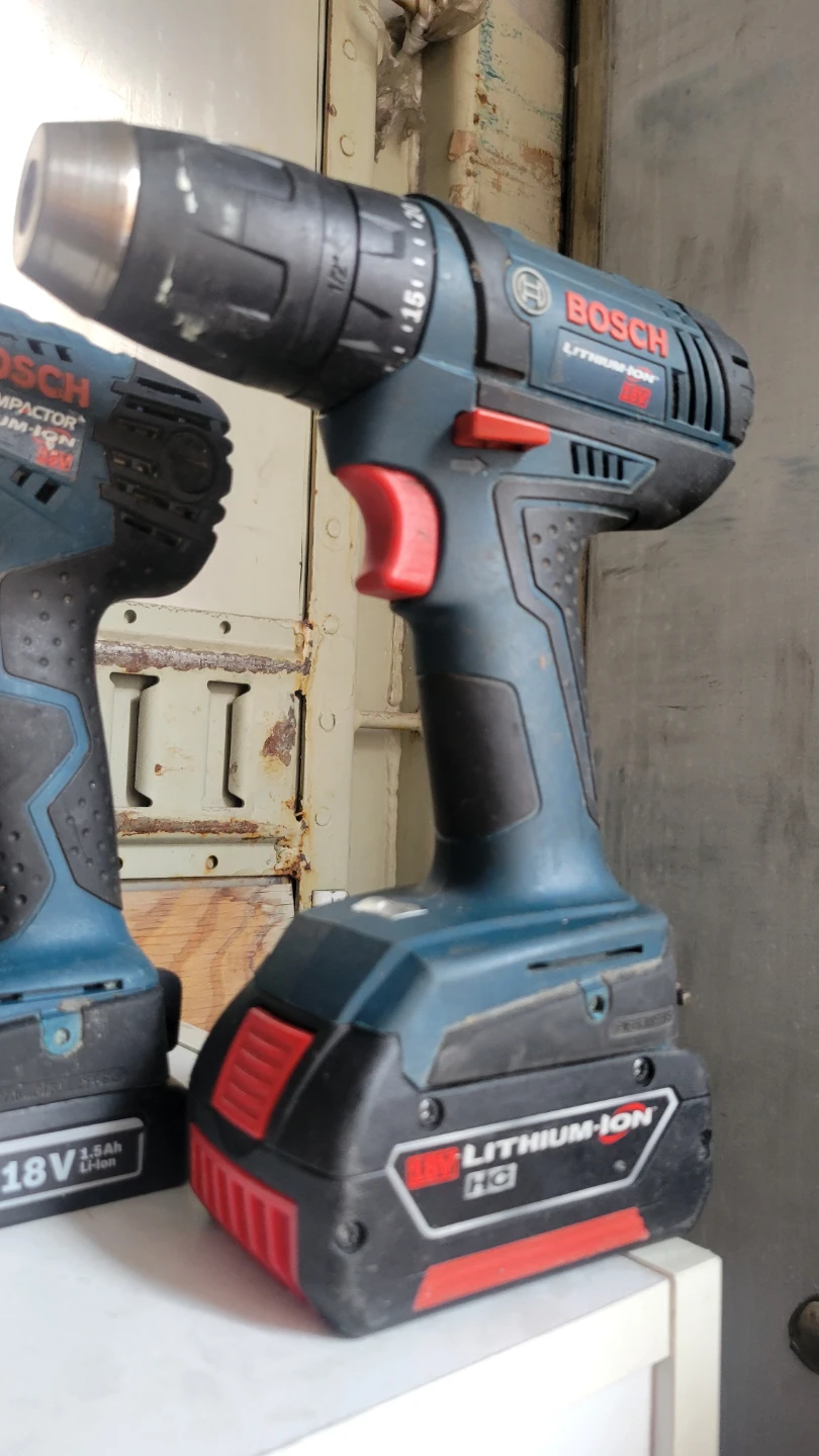 Bosch 18V Cordless Combo Kit - photo 4