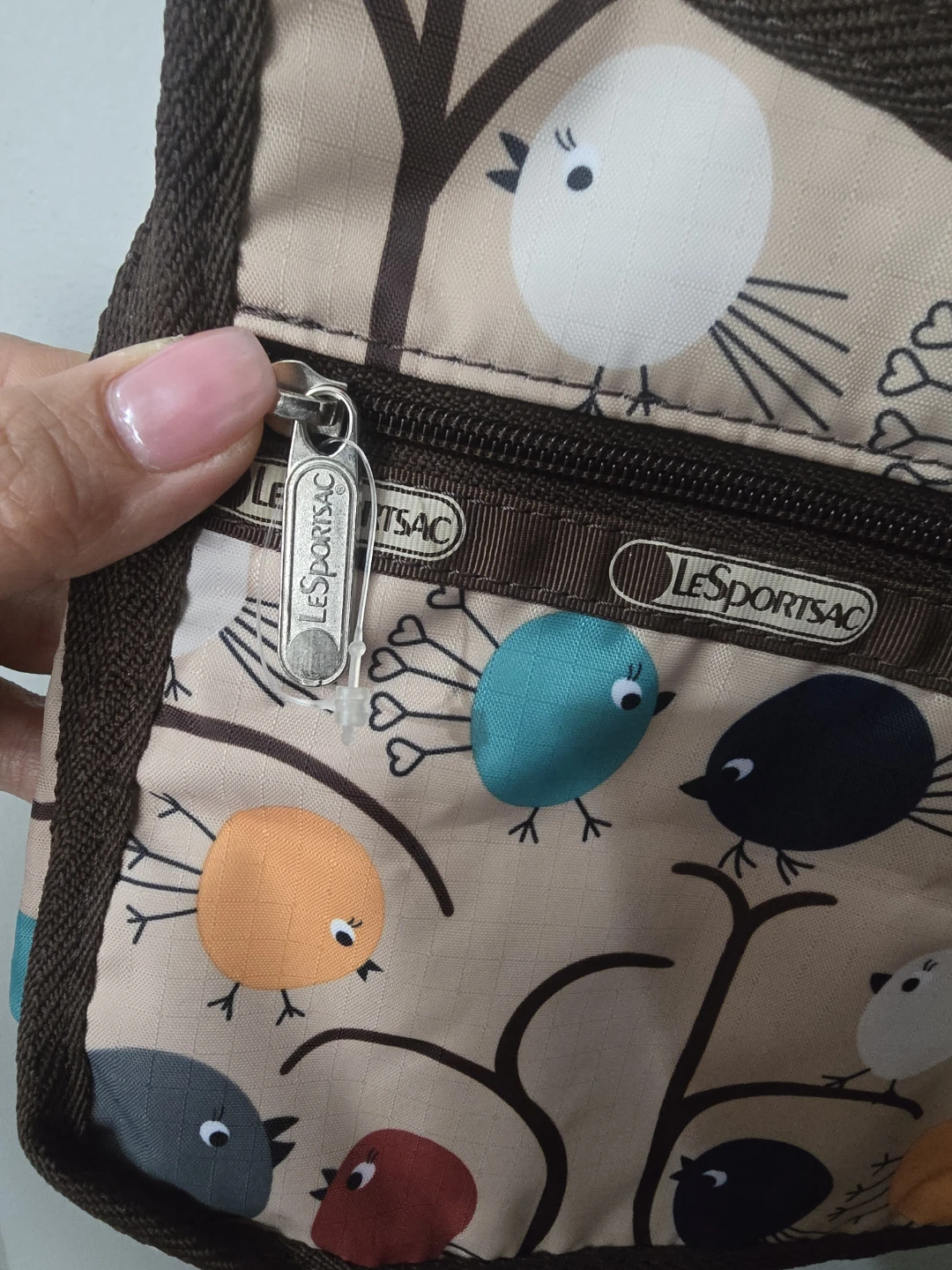 LeSportsac Chirping Birds Crossbody Shoulder Bag - photo 3