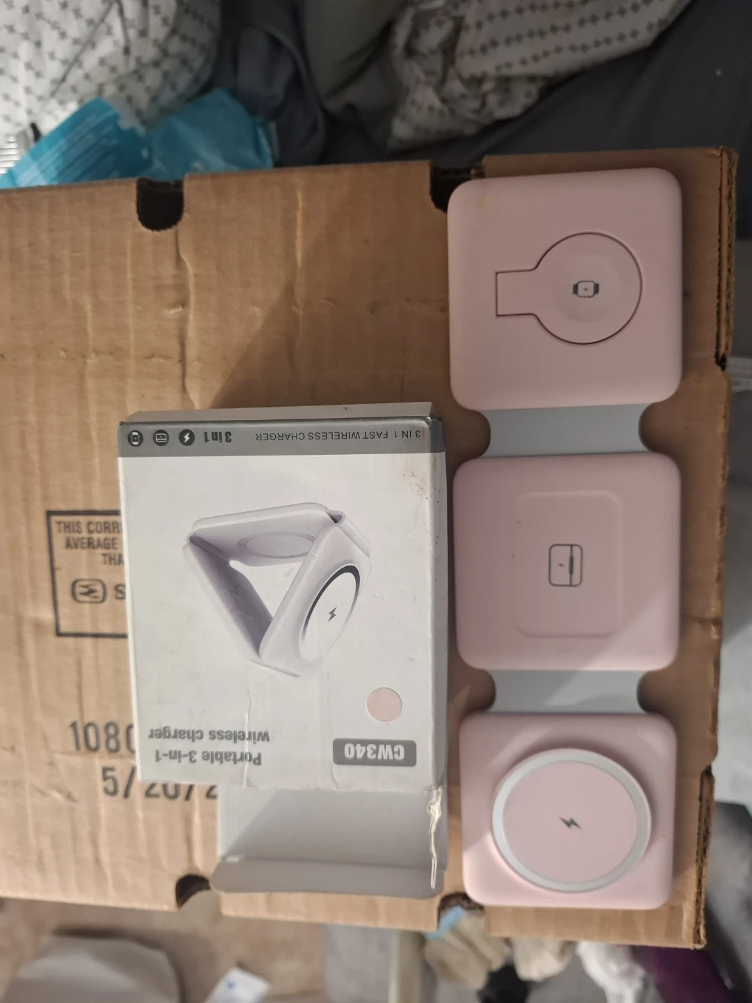 (For  IPHONES)Portable 3-in-1 fast Wireless Charger CW340 - photo 5