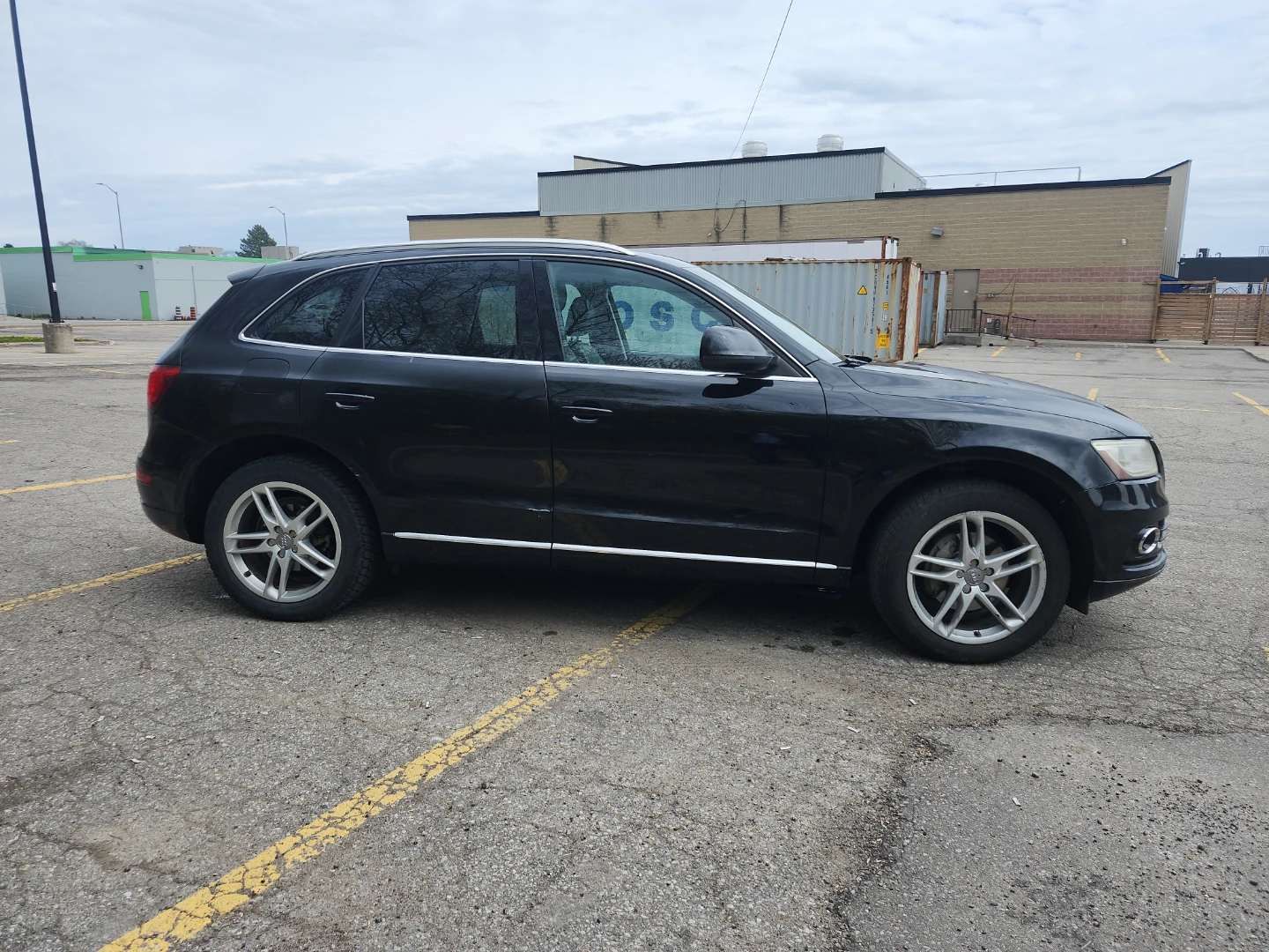 2013 Black Audi Q5 SUV - photo 5