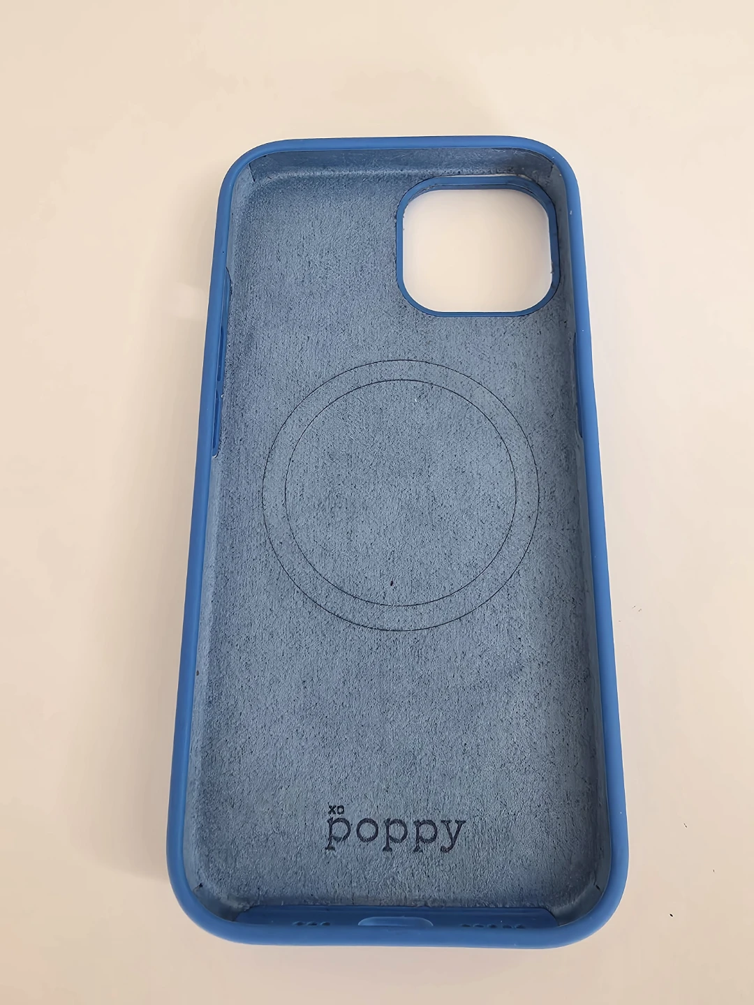 Blue XO Poppy iPhone 15 case - photo 2