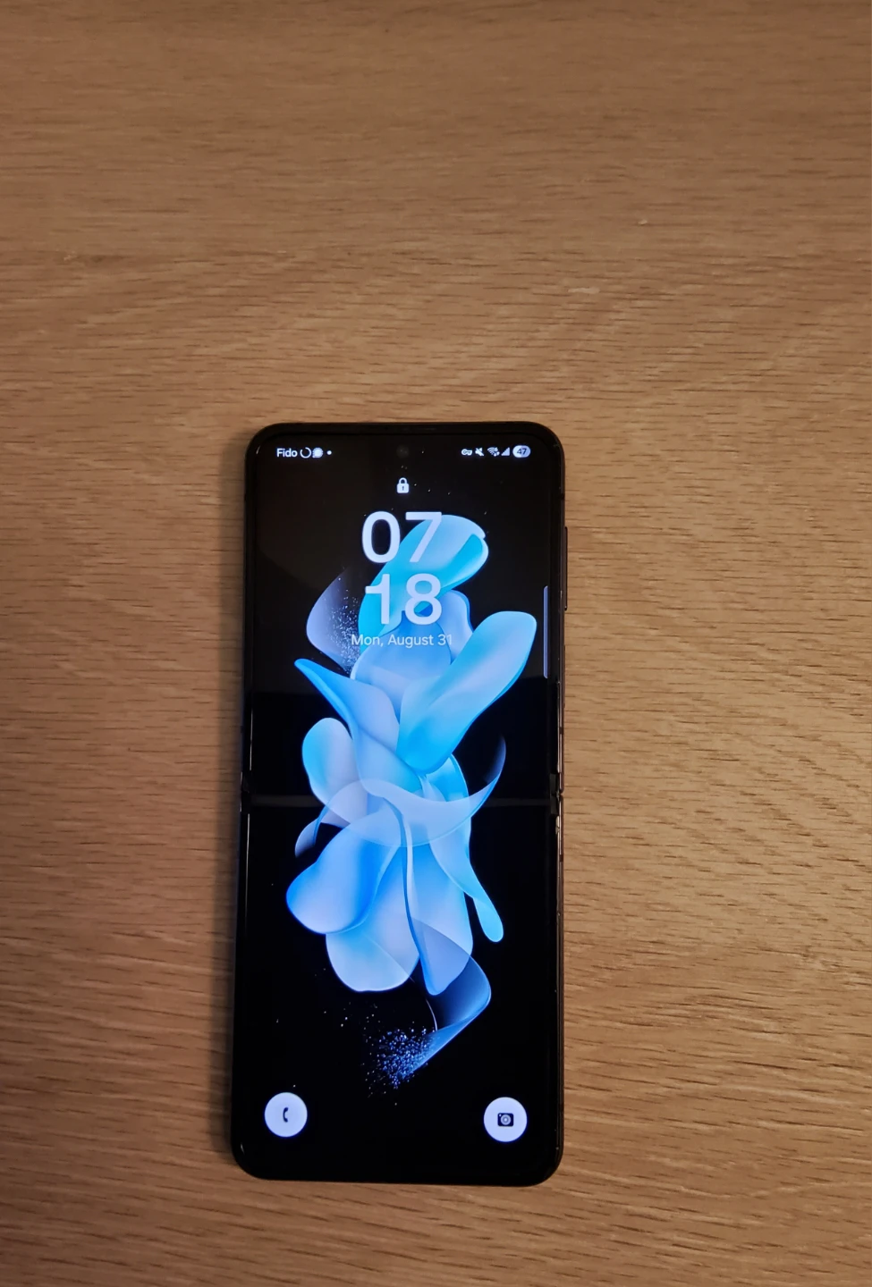 Samsung Galaxy Z Flip4 Black