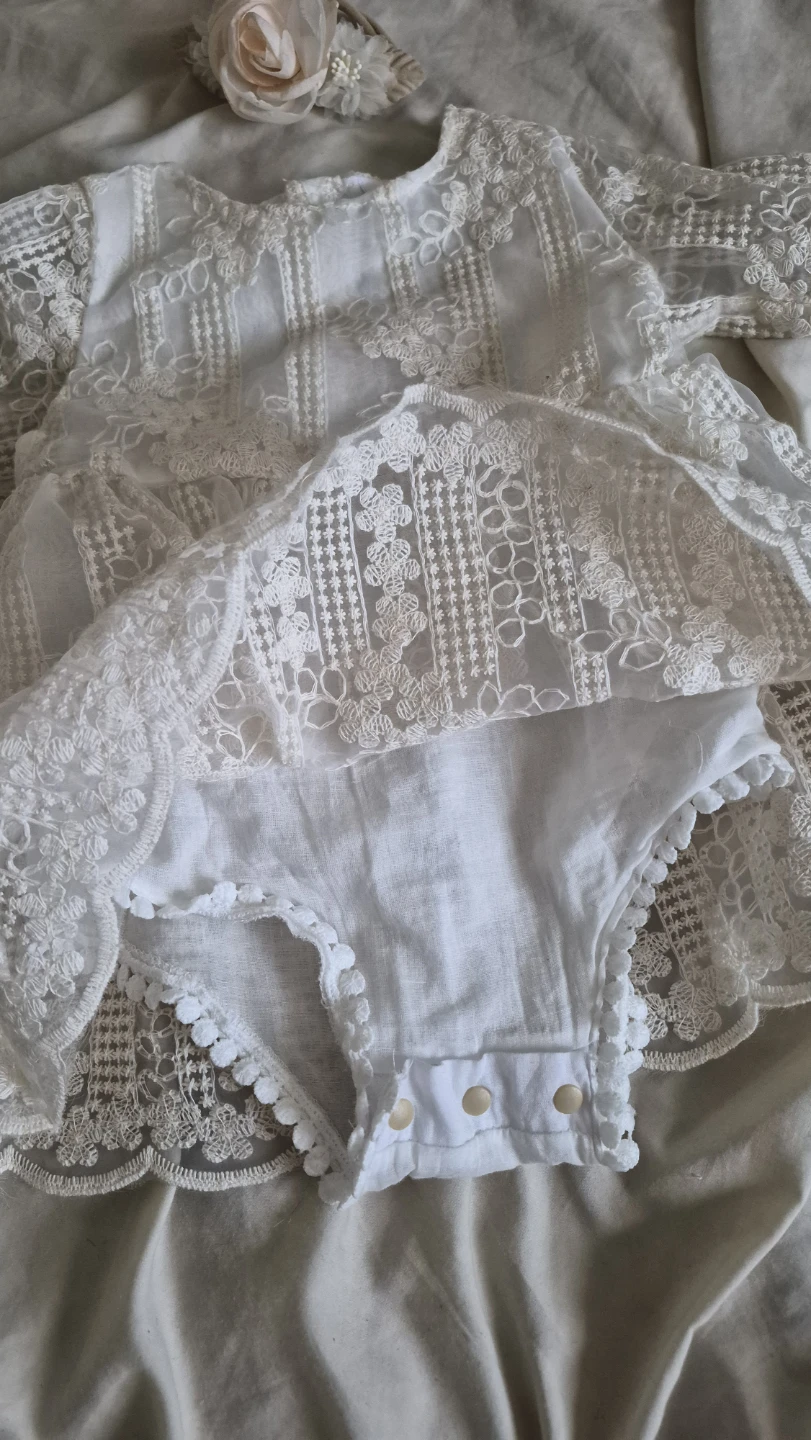 White Lace Baby Dress with Headband - photo 5