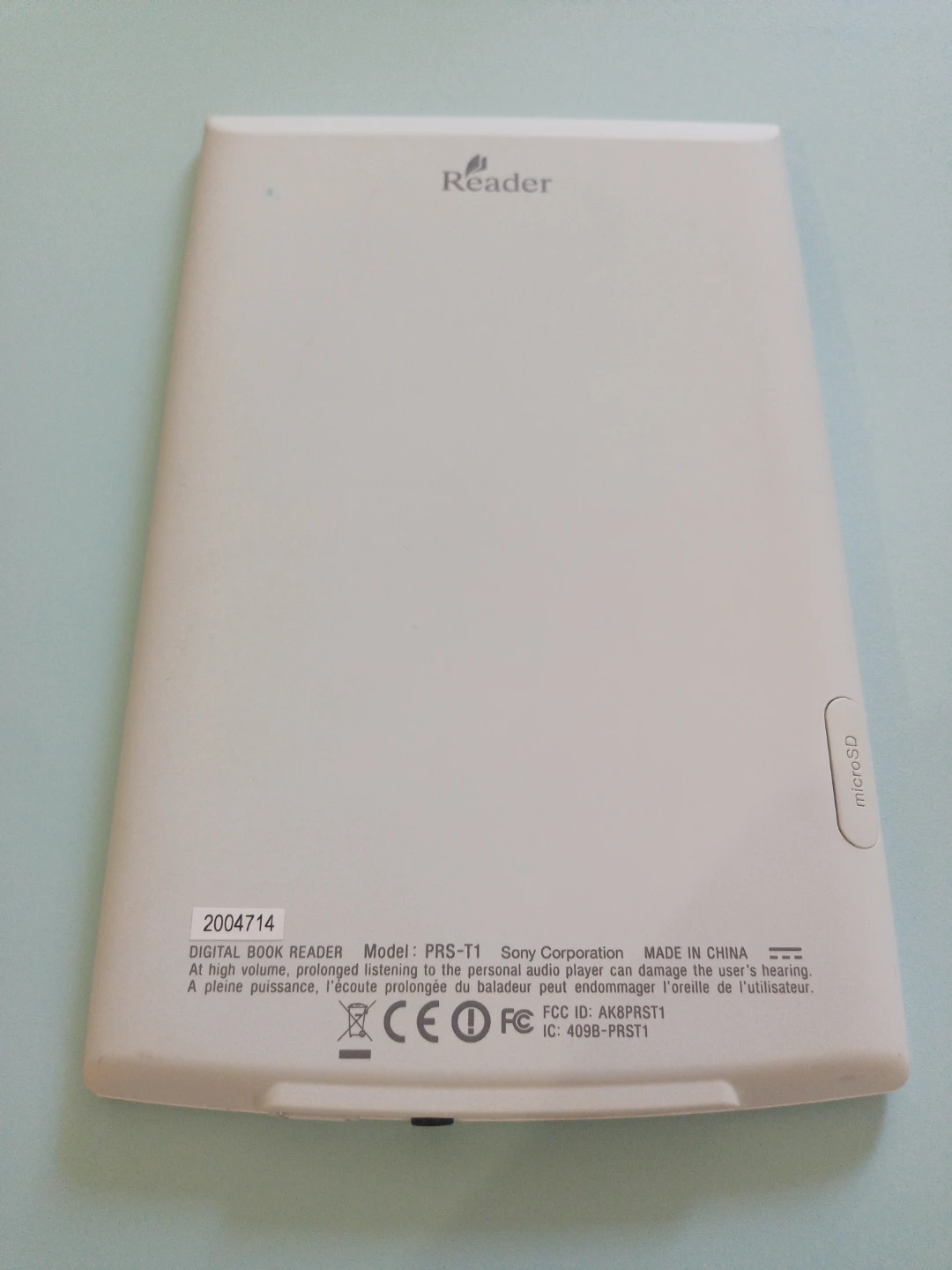 Sony Reader PRS-T1 Digital Book Reader - photo 2