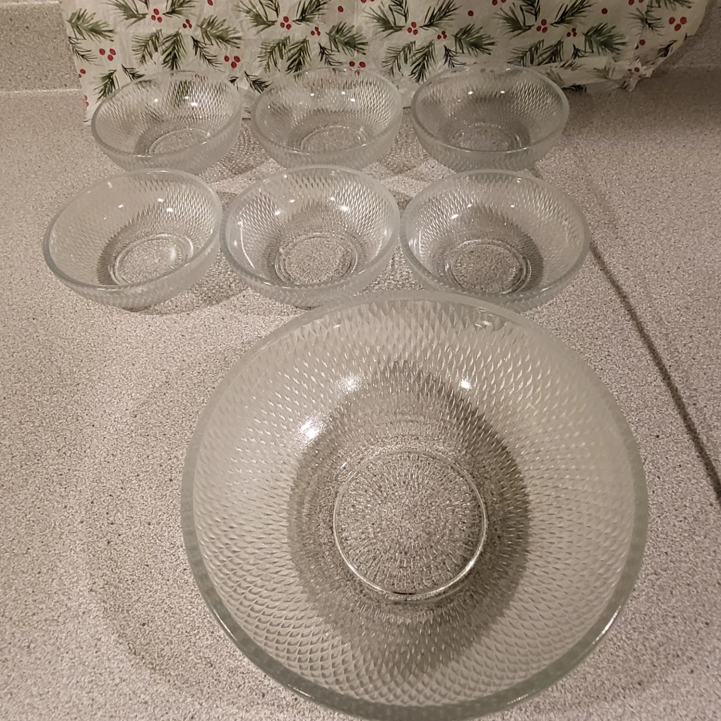 Set of 6 Glass Bowls with Large Serving Bowl - photo 2