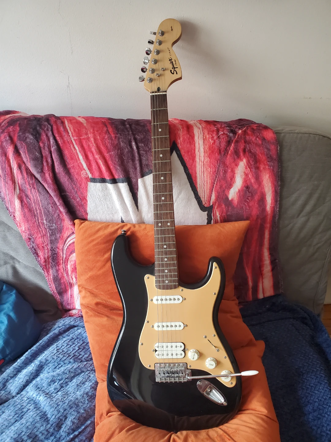 Squire Stratocaster Fender Electric Guitar
