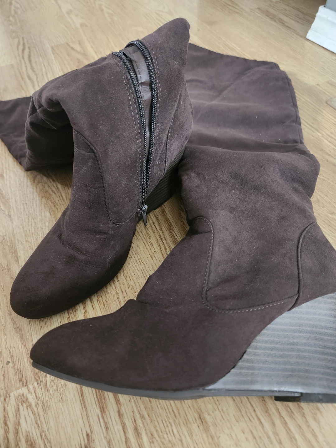 Brown Wedge Boots Brand New - photo 4