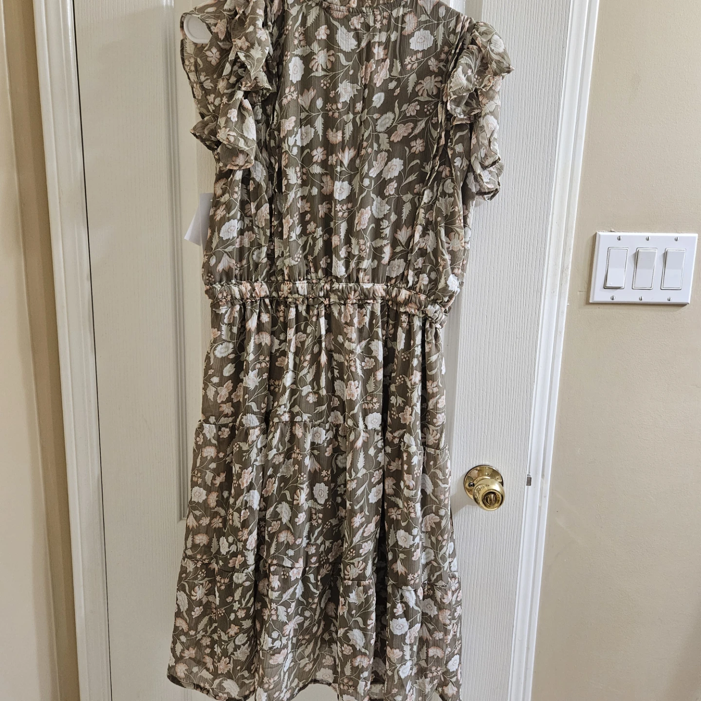 Brand new Limité Floral Tiered Midi Dress - photo 4