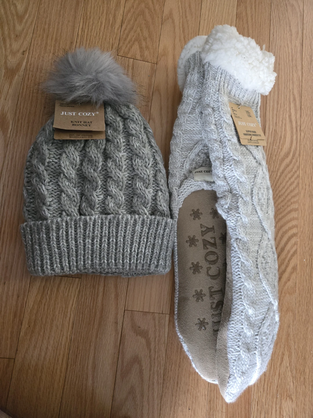 JUST COZY Knit Hat and Slippers Set - Grey