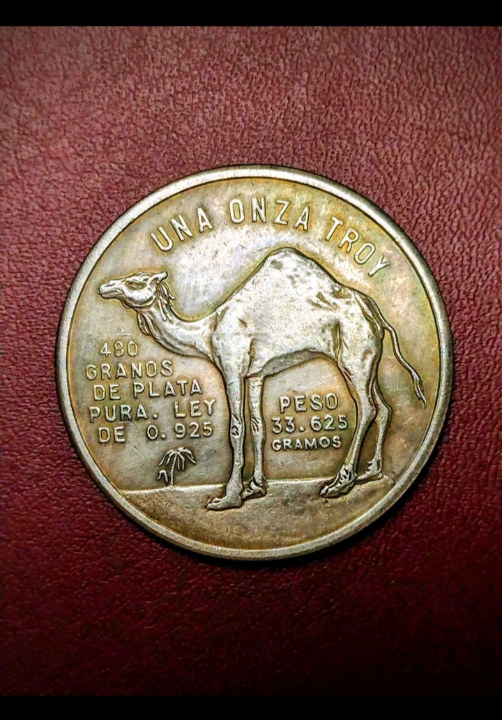 1951 Casa de Moneda de Mexico Silver Plated Ounce Coin - photo 2