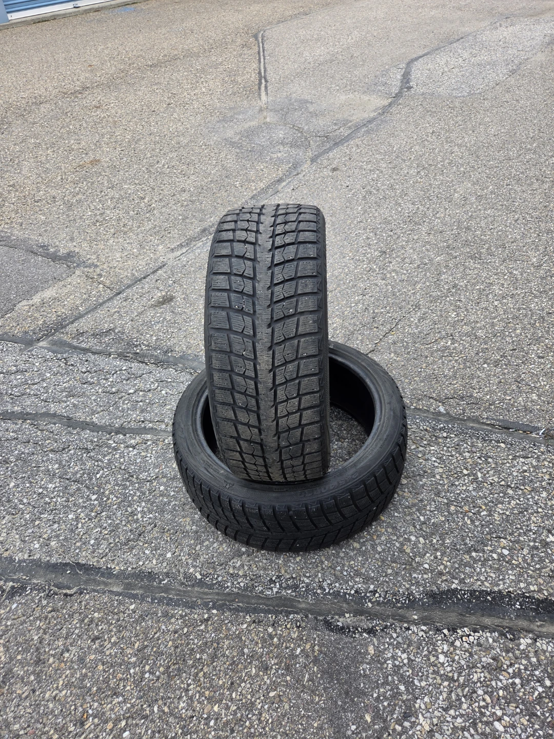 2 tire 245/40R20 Green-Max Winter Ice I-15 SUV