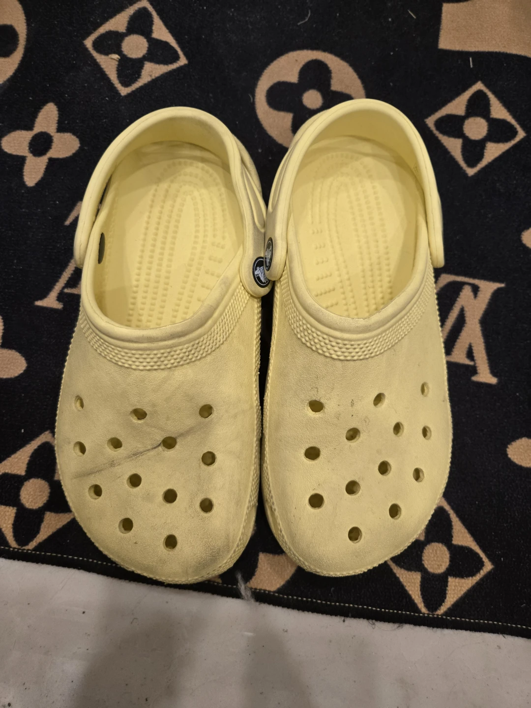 Yellow Crocs Size 4/6
