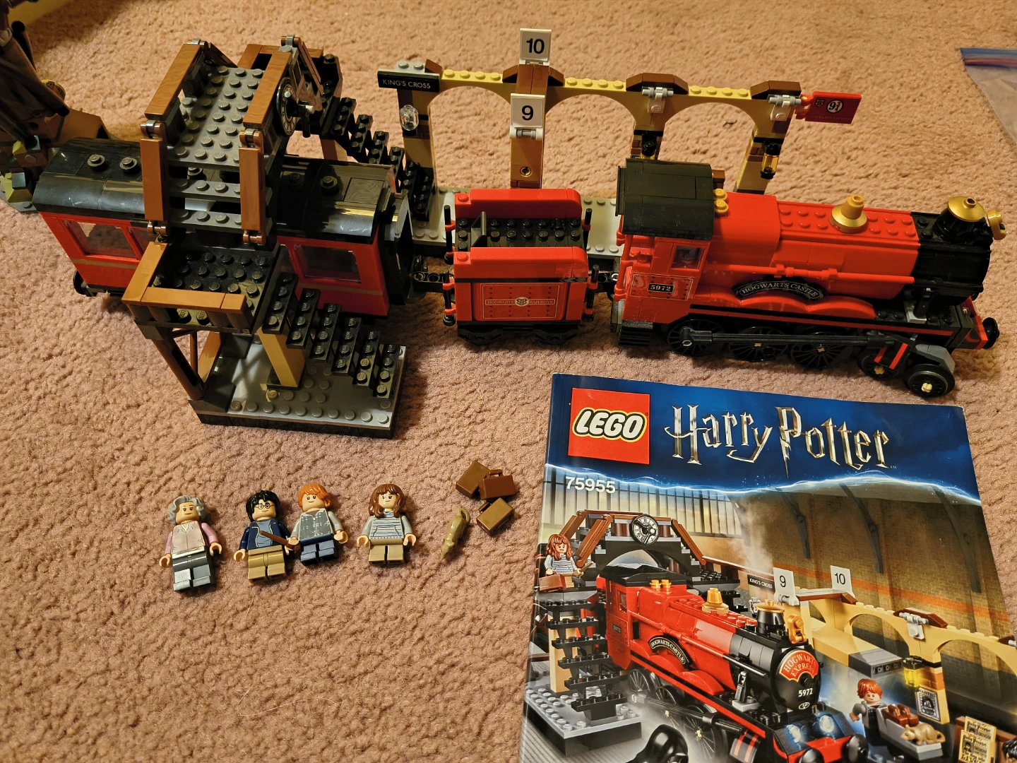 LEGO Harry Potter Hogwarts sets - photo 2