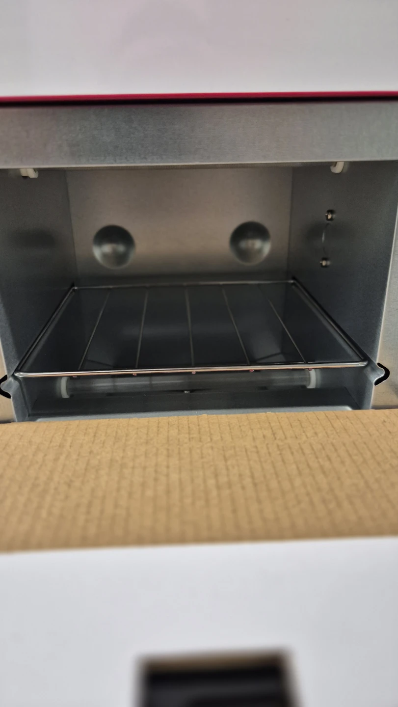 Dash Mini Red Toaster Oven - photo 5