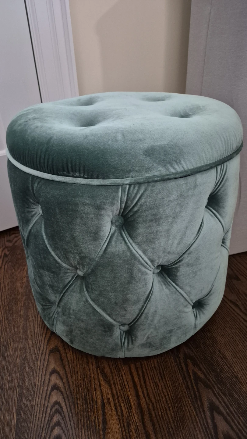 Tufted Storage Ottoman