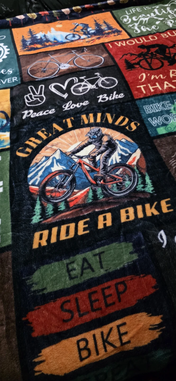 Bicycle Themed Fleece Blanket - photo 5