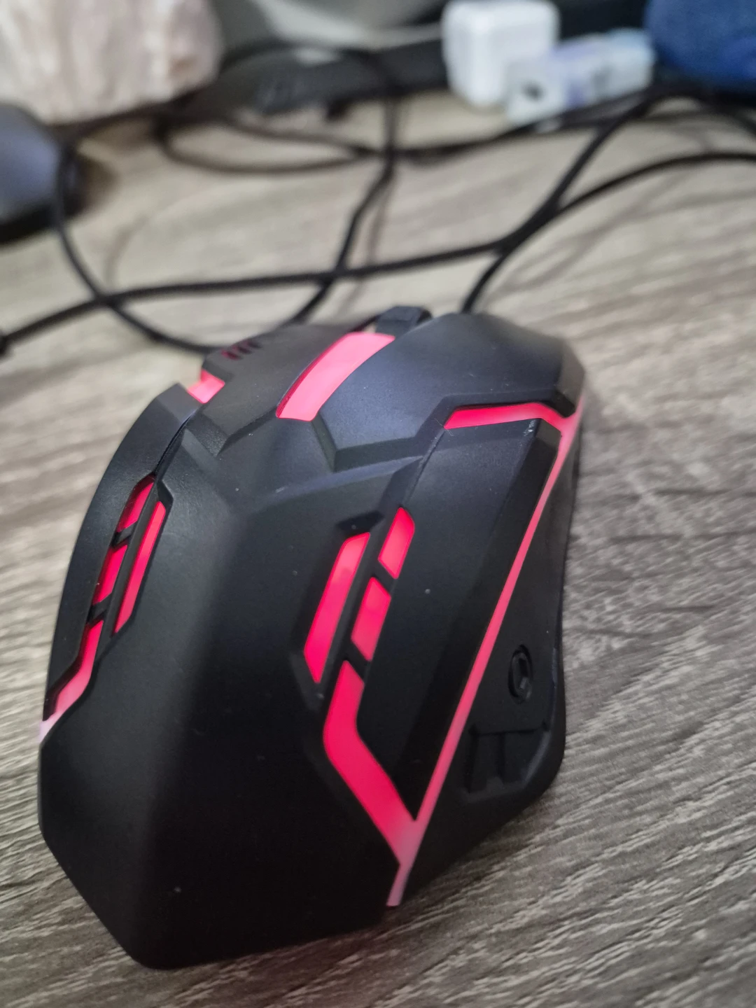 Gaming Mouse with RGB Lighting - photo 3
