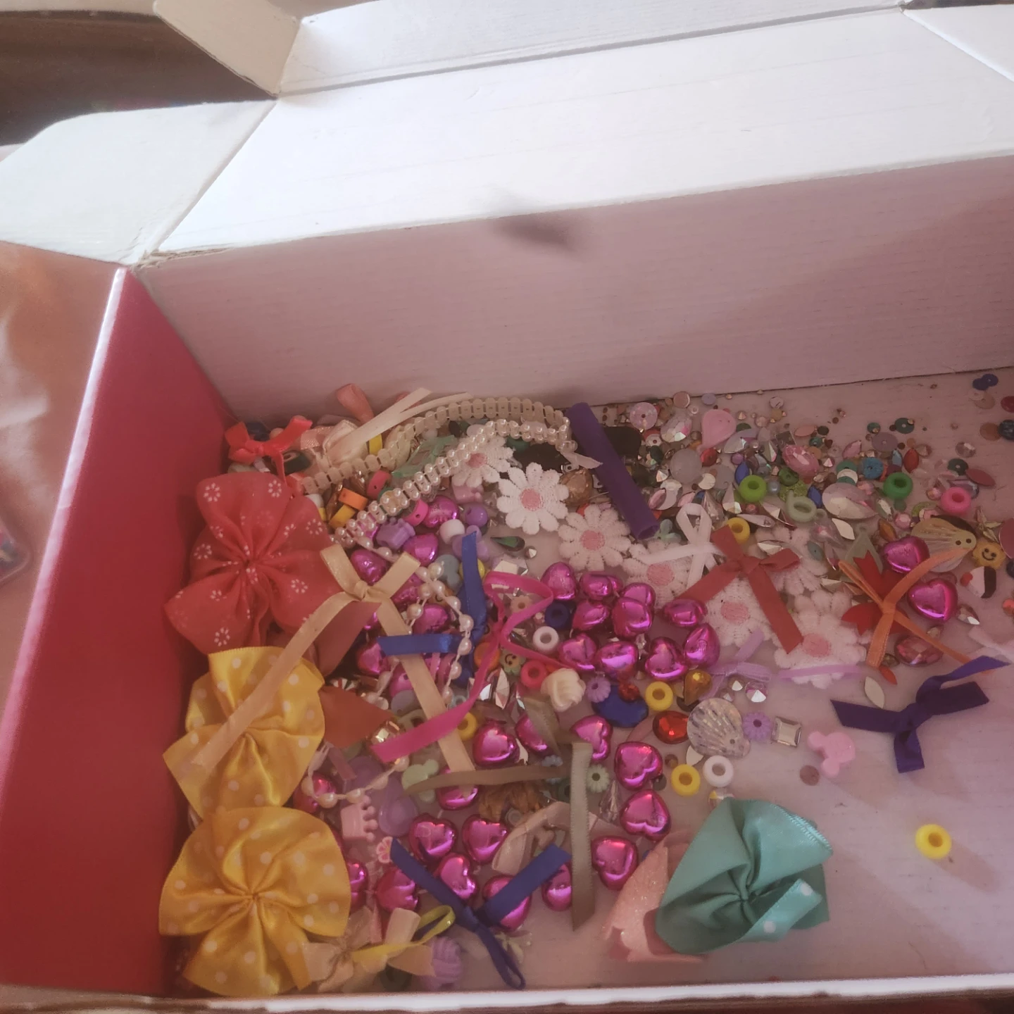 Lily's mystery phone case lucky scoops - photo 2