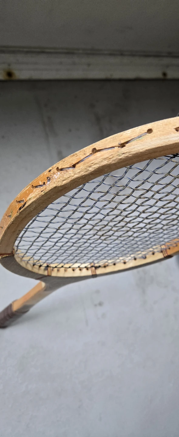MacGregor Medallion Tennis Racket - photo 3