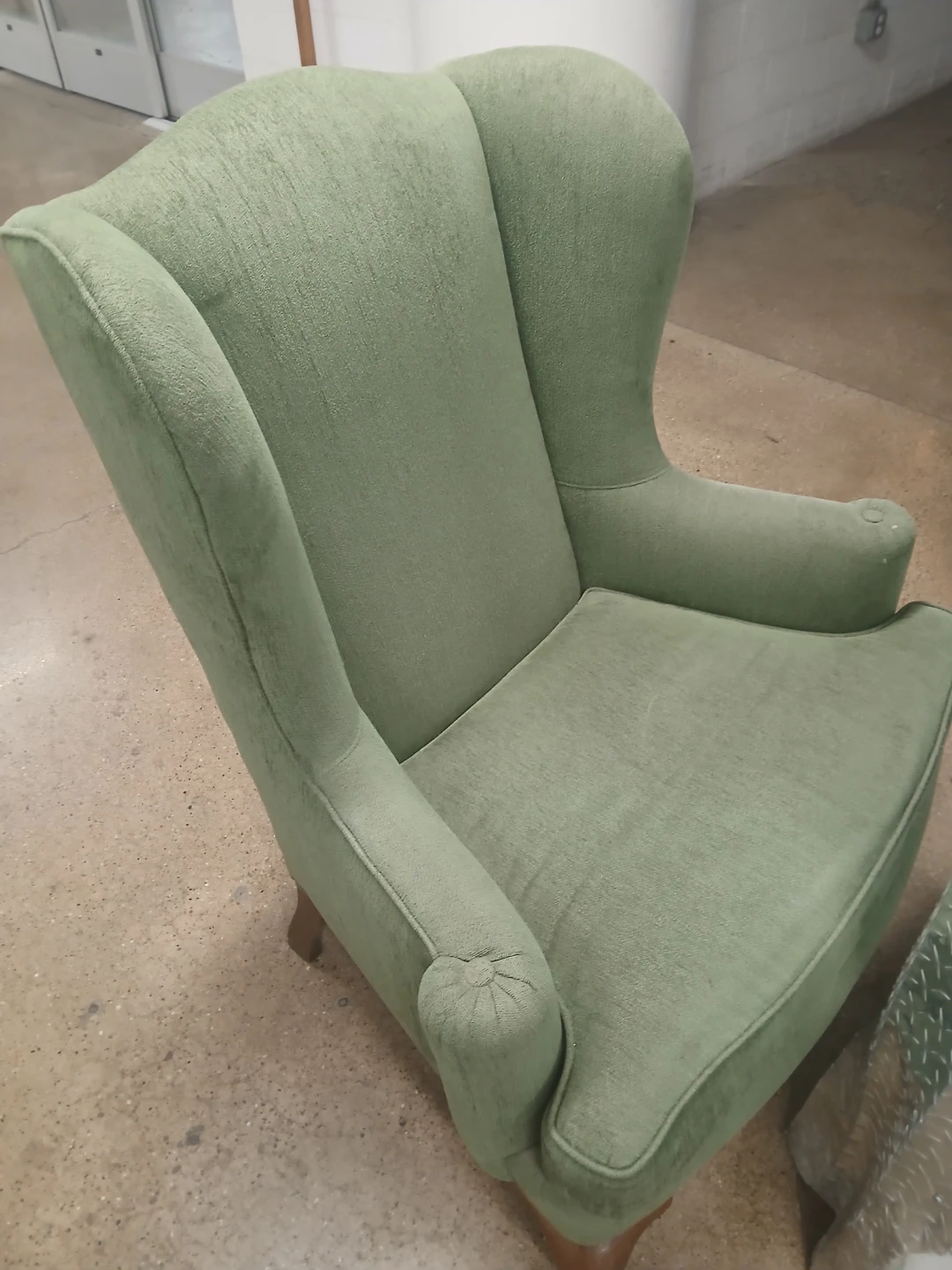 2 matching chears - photo 2
