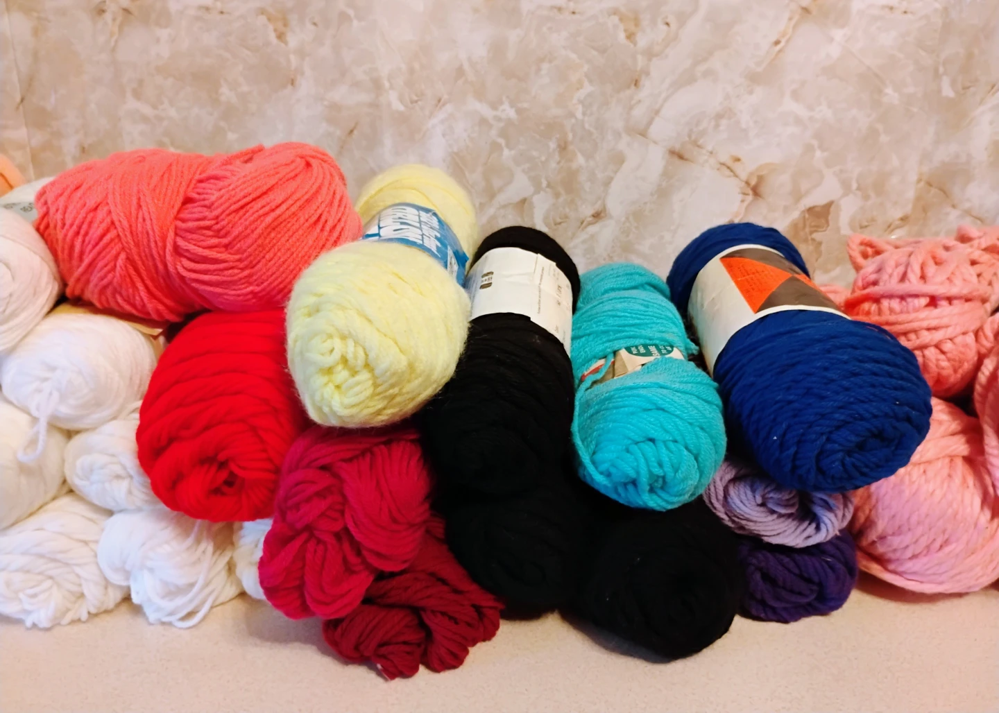 BIG BAG OF YARN (VARIOUS COLORS) - photo 4