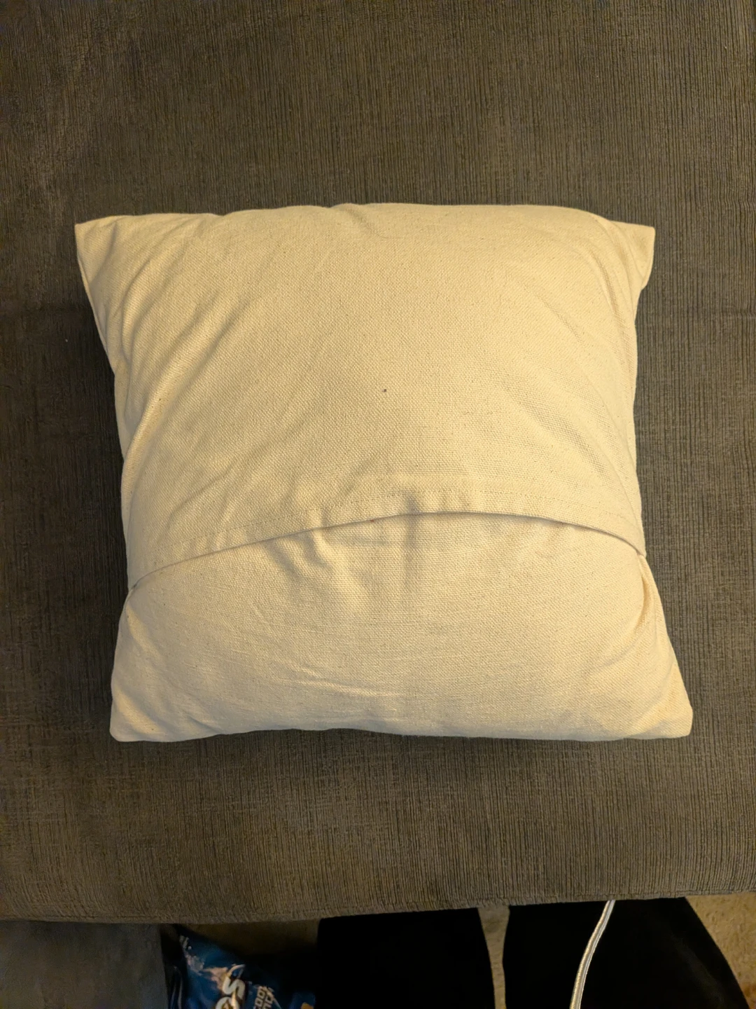 throw pillow. Pick up in St Albert - photo 2