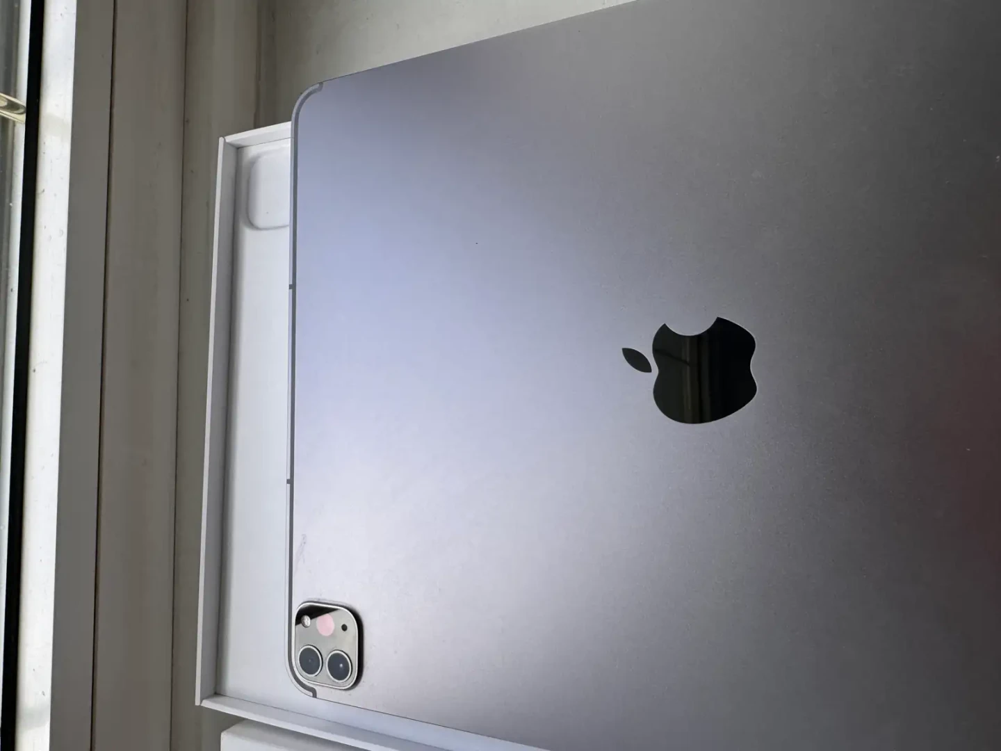 Apple iPad Pro 12.9-inch (6th gen) 256GB - photo 3
