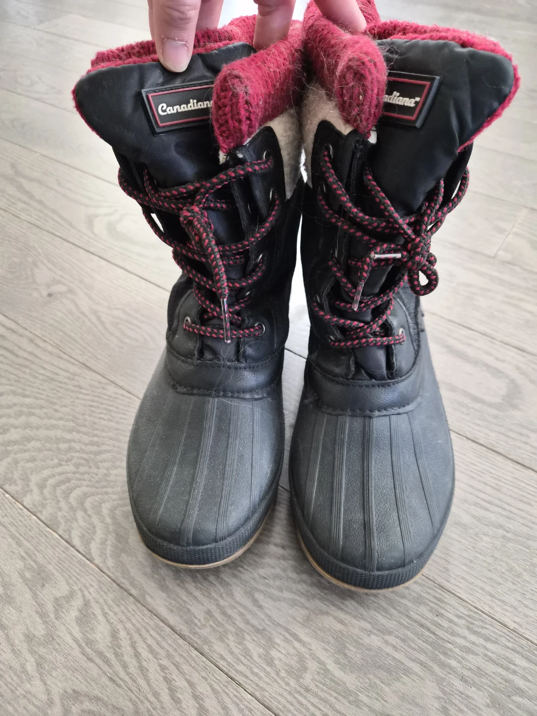 Canadiana Women's winter boots size 7