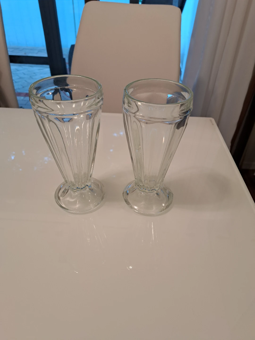 2 Clear Glass Dessert/Sundae Glasses