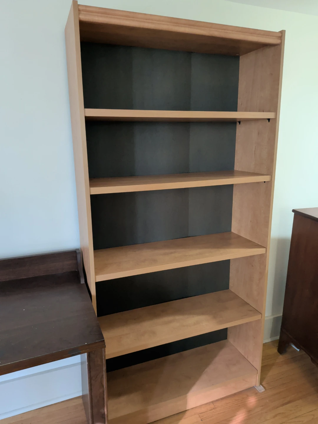 Wooden Bookshelf - photo 2