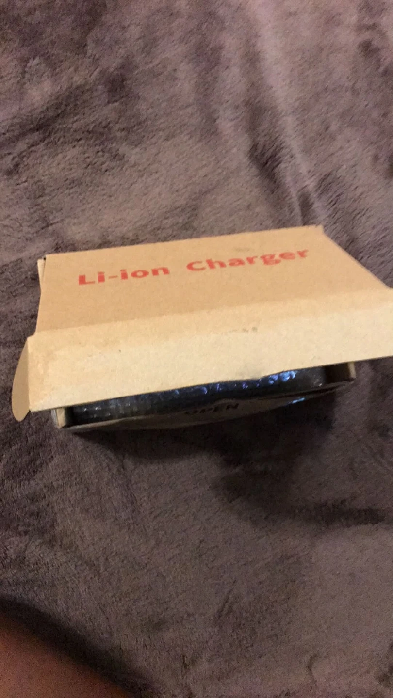Li-ion Charger - photo 2