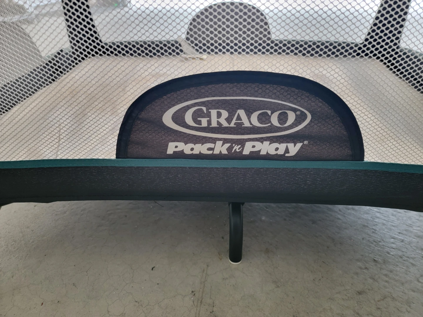 Graco Pack 'n Play Portable Playard with Bassinet - photo 3