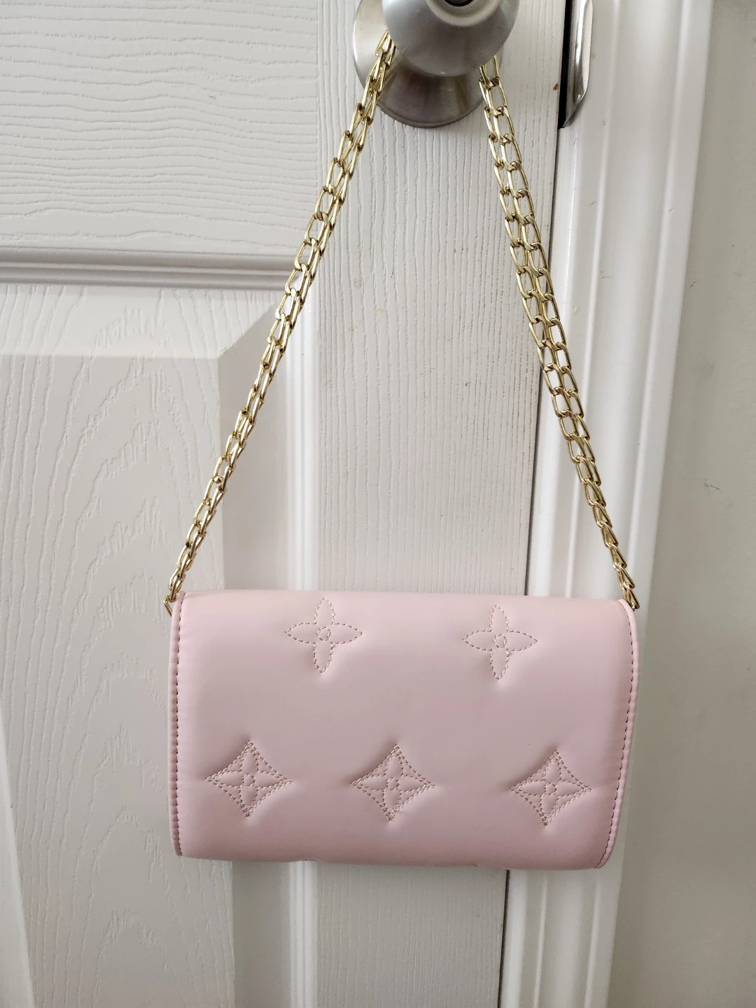 Louis Vuitton Crossbody Purse - photo 2