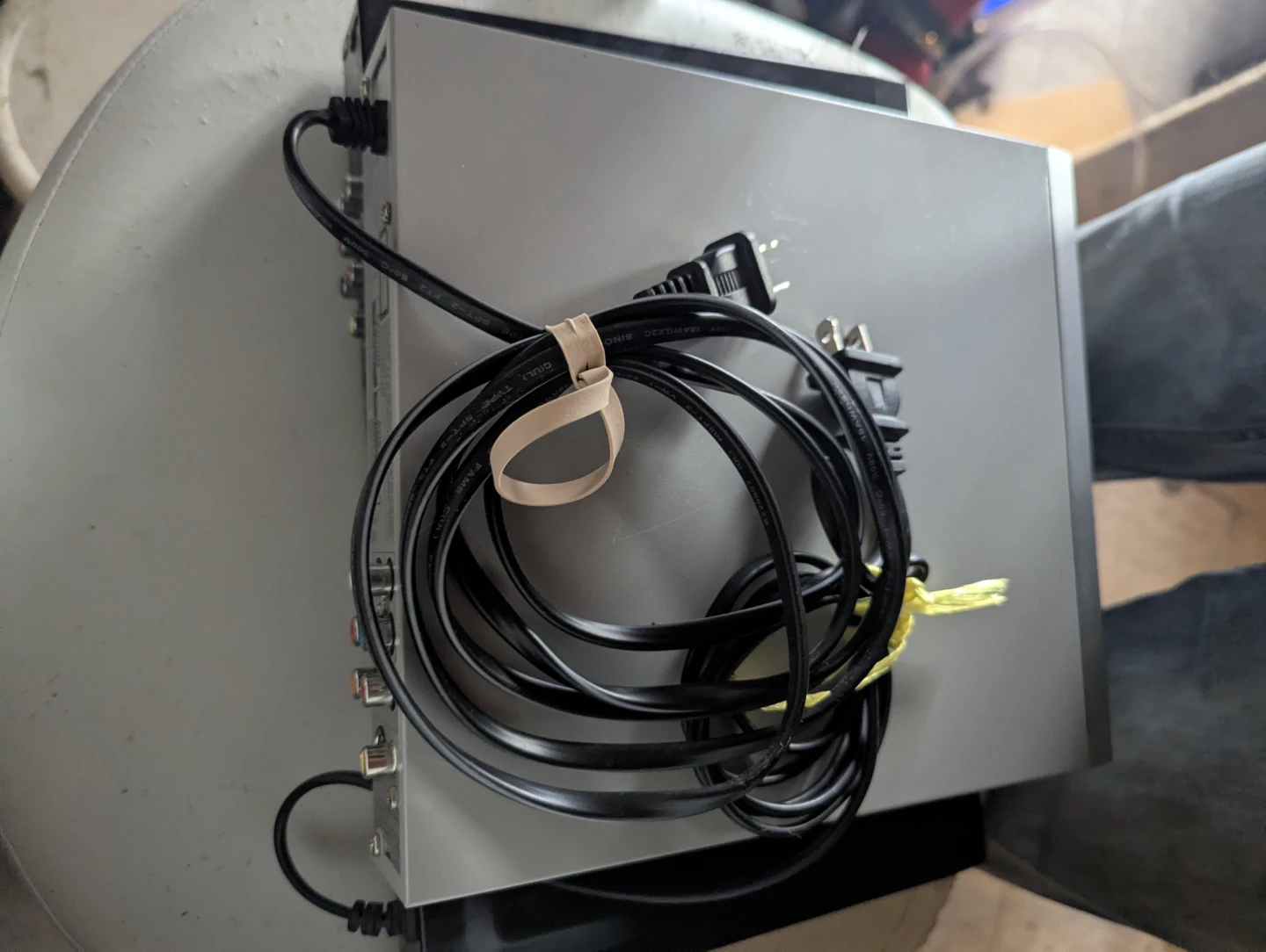 Two working DVD players not Blu-ray - photo 2