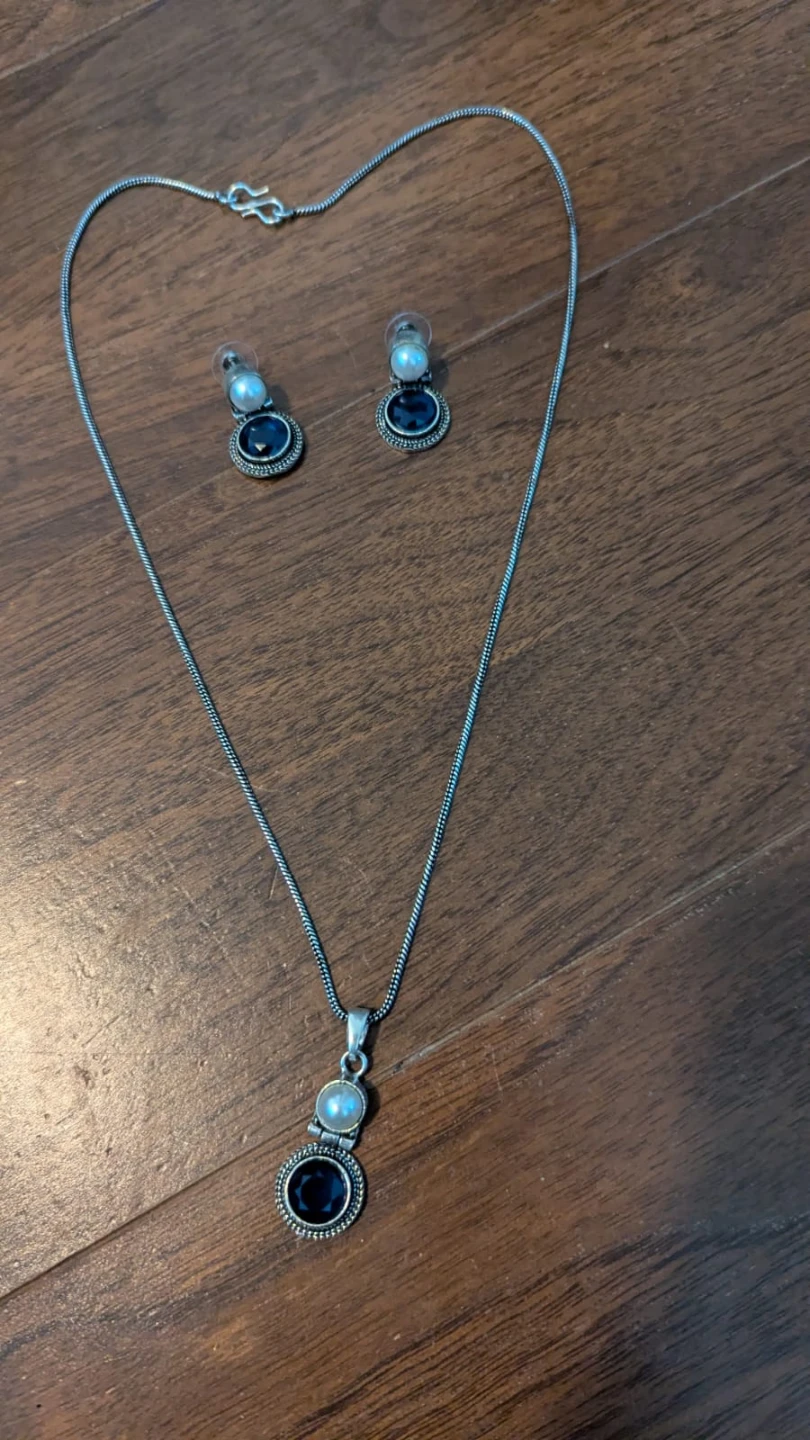 Jewellery Set - Necklace and Earrings - photo 2