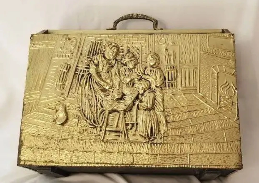 Vintage Brass Decorative Magazine Holder - photo 2