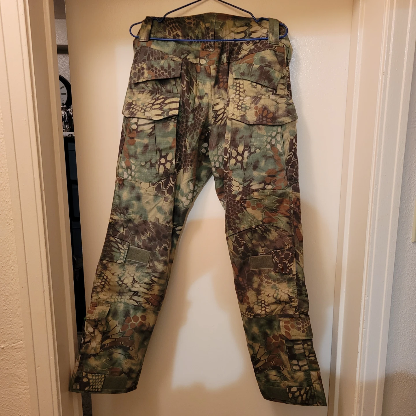 Tactical Pants & Shirt- Kryptek Camo - US 32/32