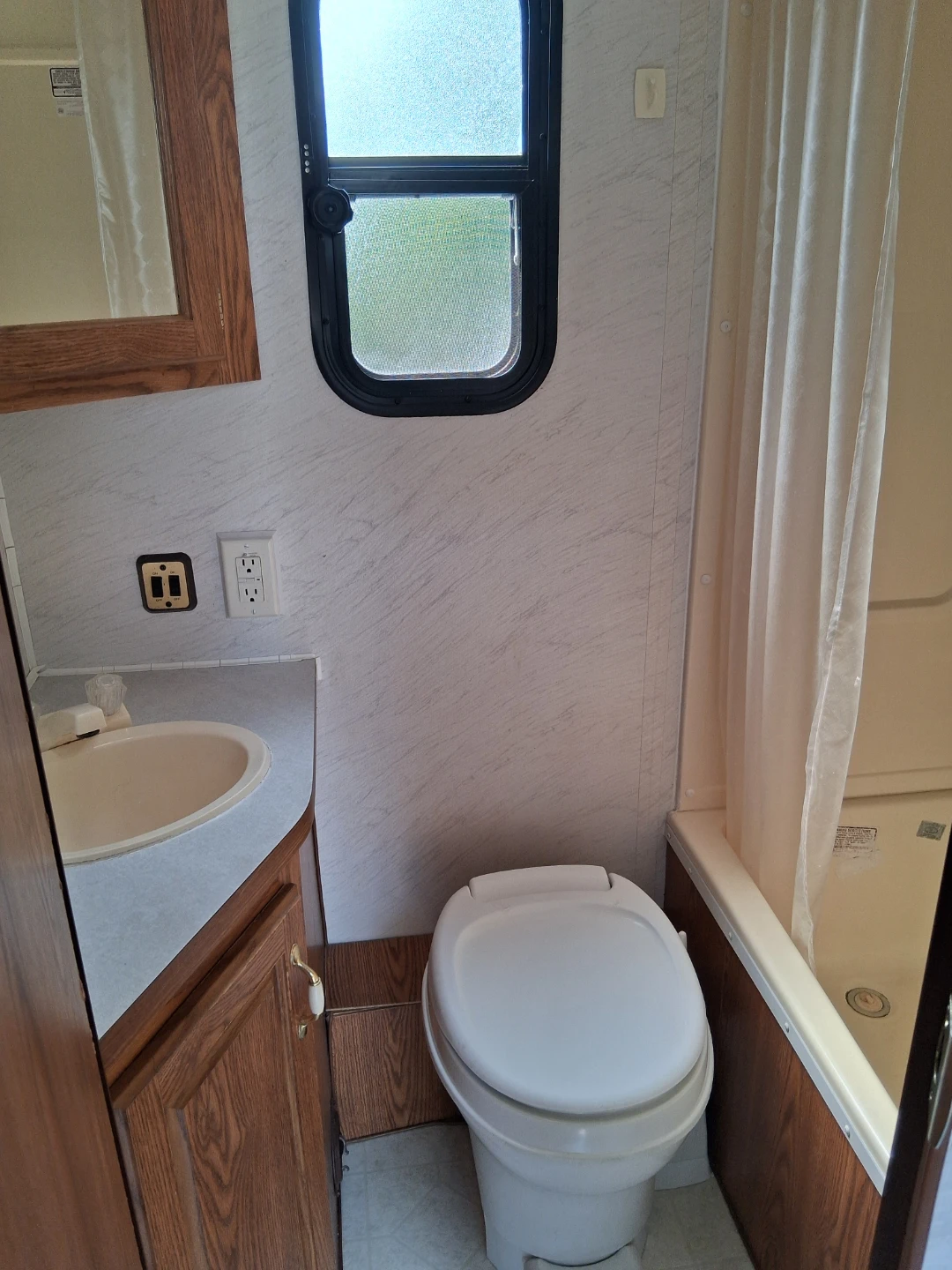 Nash Fifth Wheel Trailer - photo 4