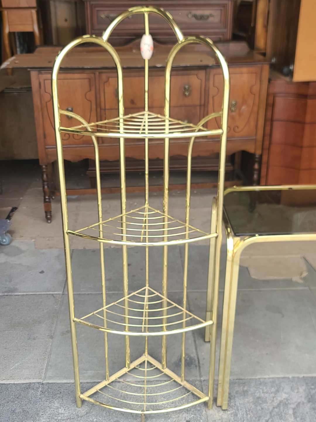 Gold Metal Corner Shelf Unit & Console Table - photo 3