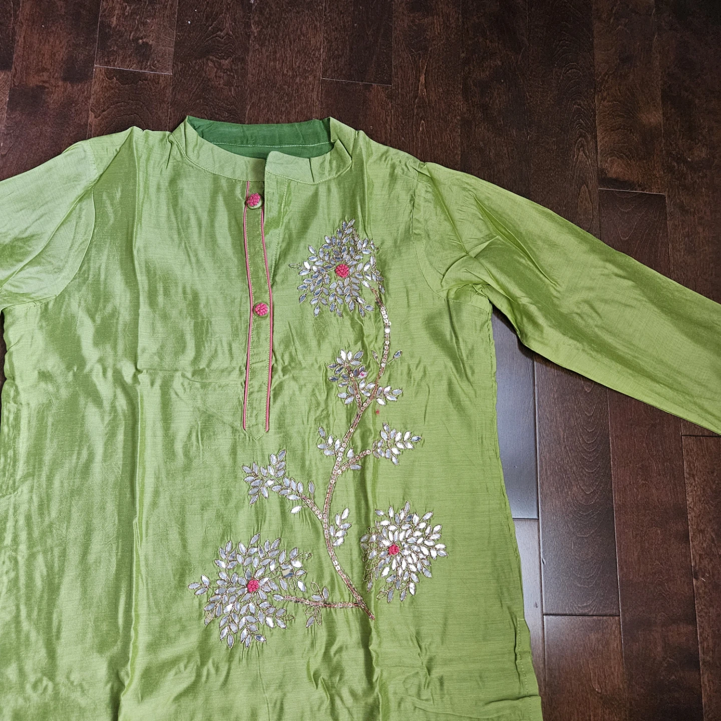 Women heavy embroidery kurti size 46 - photo 3