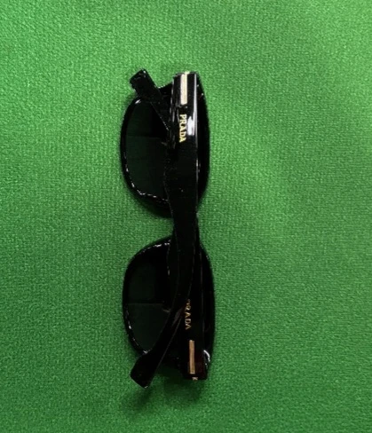 Prada Sunglasses with Case and Box - photo 2