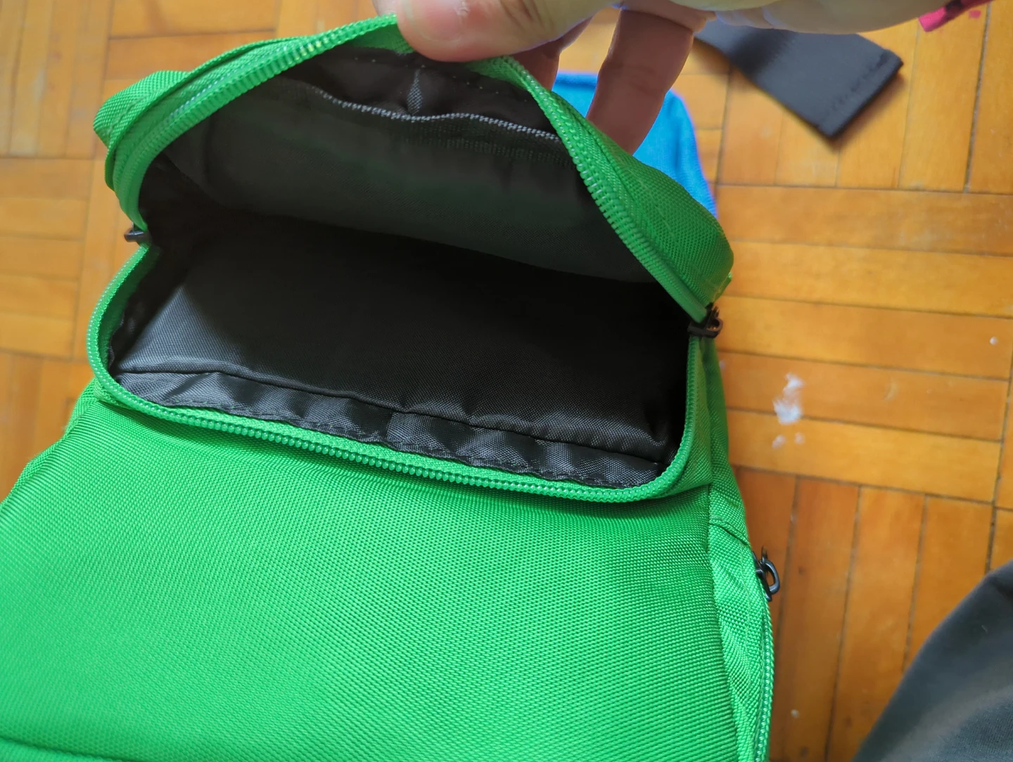 Brand New!! Colourful Sling Bag - photo 4