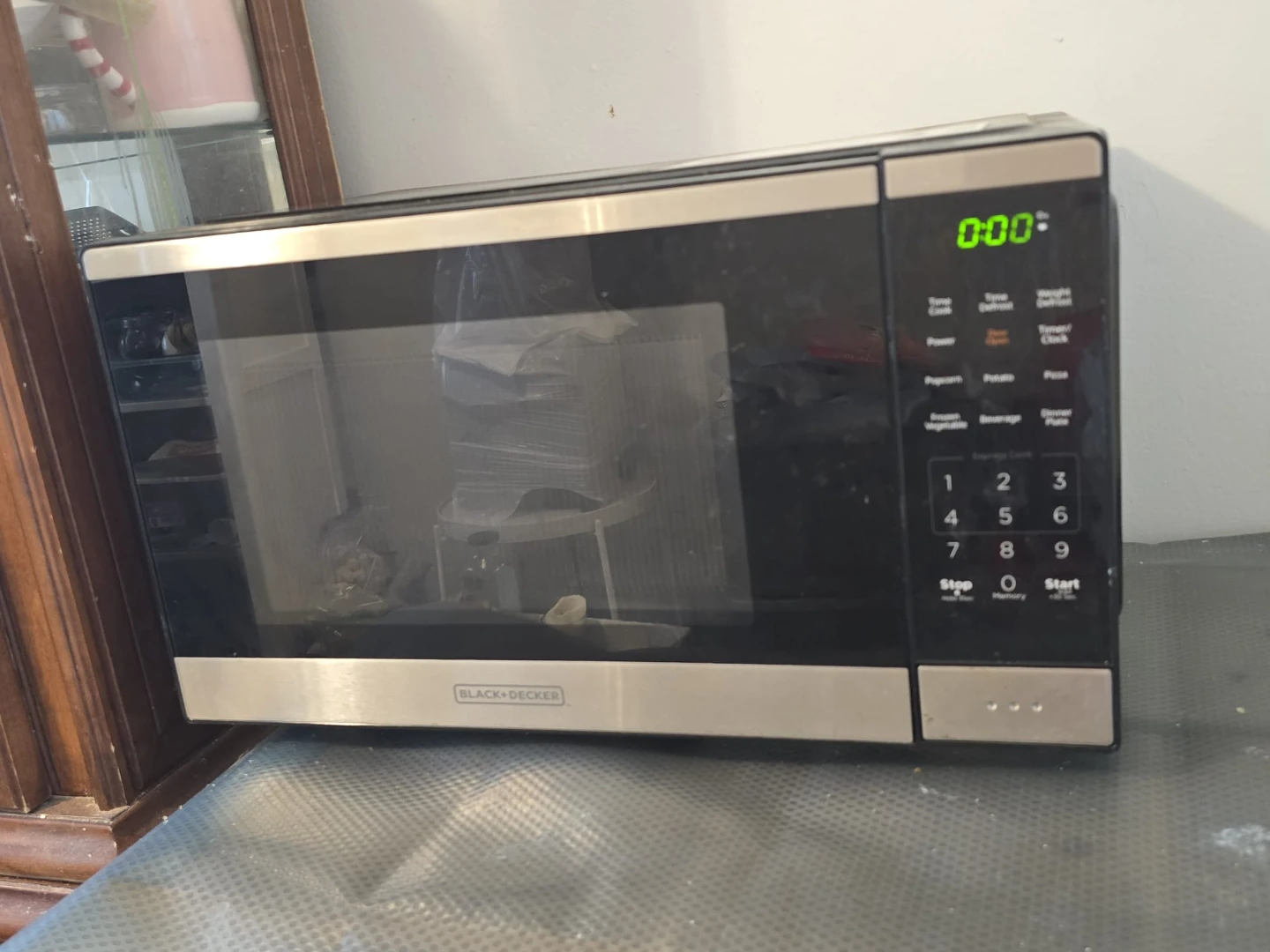 Black+Decker Microwave Oven - photo 4